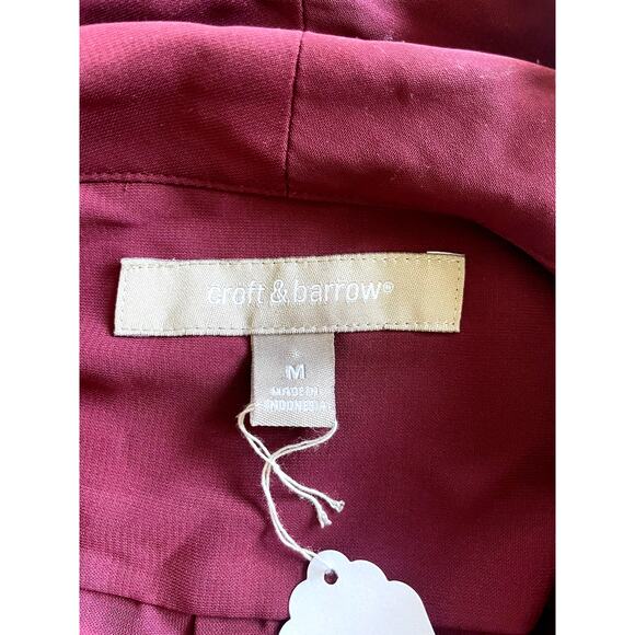 CROFT & BARROW, SIZE M, BURGANDY, PLEATED SHORT SLEEVE TOP - Picture 3 of 3